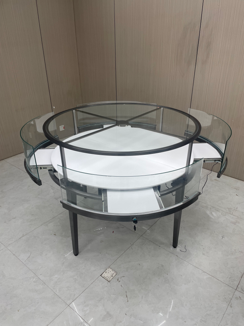 Простой ювелирный шкаф