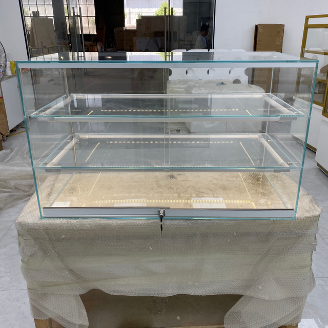 Шкаф для стеклянного хлеба