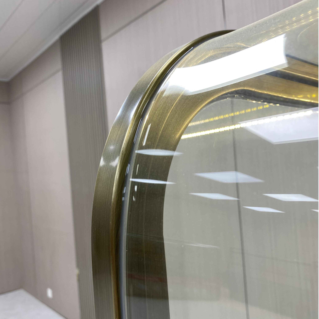 Шкаф для демонстрации ювелирных изделий со светодиодным освещением